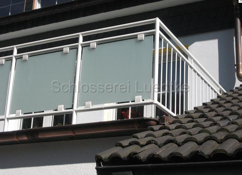 Norbert Lüdtke, Bau- & Kunstschlosserei. Ob Schmieden, Schweißen, Nieten, Biegen, oder Walzen, wir bieten Ihnen eine zeitgemäße, flexible und formschöne Lösung & mehr.