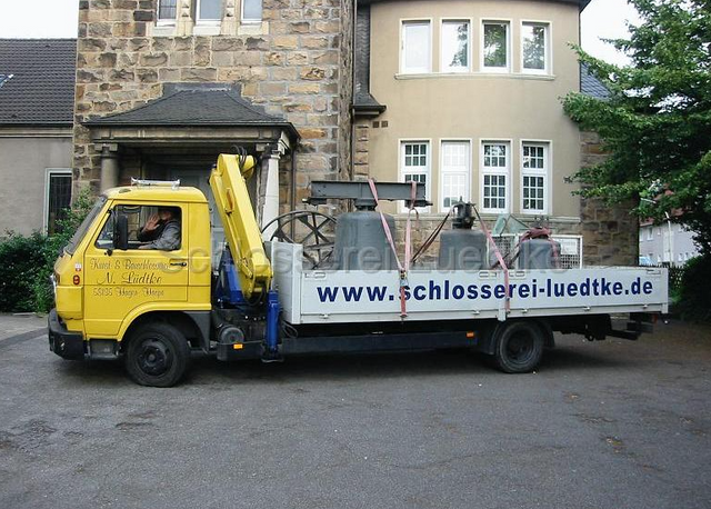 Norbert Lüdtke, Bau- & Kunstschlosserei. Ob Schmieden, Schweißen, Nieten, Biegen, oder Walzen, wir bieten Ihnen eine zeitgemäße, flexible und formschöne Lösung & mehr.