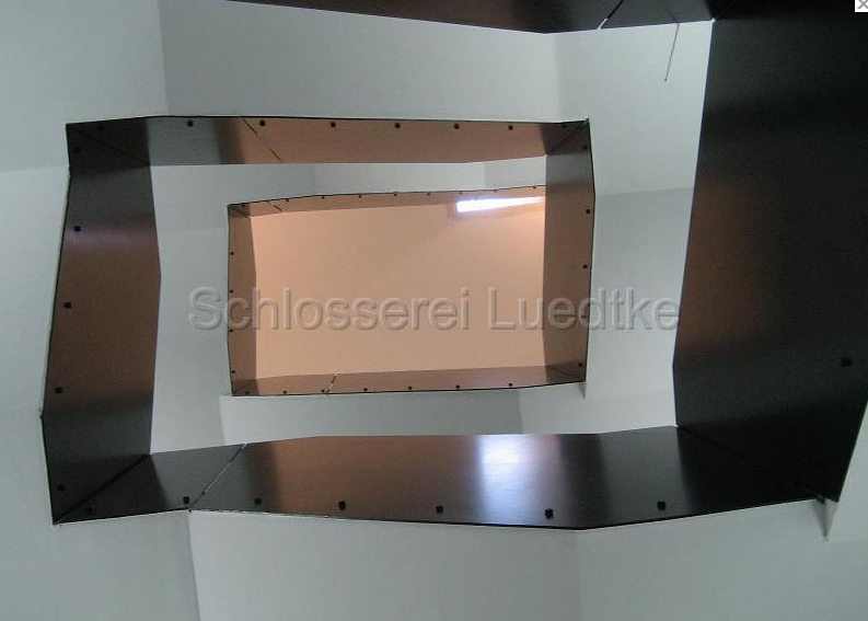 Norbert Lüdtke, Bau- & Kunstschlosserei. Ob Schmieden, Schweißen, Nieten, Biegen, oder Walzen, wir bieten Ihnen eine zeitgemäße, flexible und formschöne Lösung & mehr.