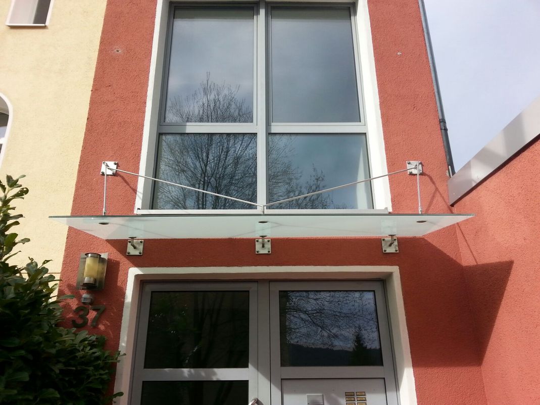 AIKO Edelstahl Metallbau. Das Nützliche mit dem Schönen verbinden! AIKO ist Ihr Ansprechpartner rund um Metallbau, Edelstahl, Glas sowie Holz. Wir realisieren Ihre Ideen und Wünsche