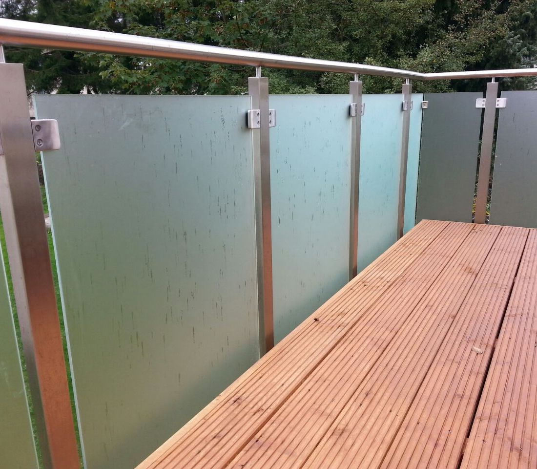 AIKO Edelstahl Metallbau. Das Nützliche mit dem Schönen verbinden! AIKO ist Ihr Ansprechpartner rund um Metallbau, Edelstahl, Glas sowie Holz. Wir realisieren Ihre Ideen und Wünsche