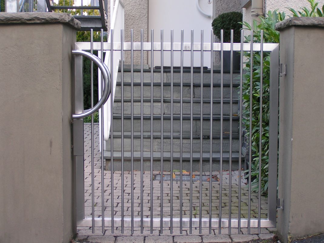 AIKO Edelstahl Metallbau. Das Nützliche mit dem Schönen verbinden! AIKO ist Ihr Ansprechpartner rund um Metallbau, Edelstahl, Glas sowie Holz. Wir realisieren Ihre Ideen und Wünsche
