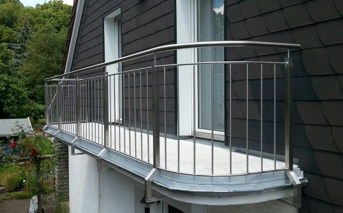 AIKO Edelstahl Metallbau. Das Nützliche mit dem Schönen verbinden! AIKO ist Ihr Ansprechpartner rund um Metallbau, Edelstahl, Glas sowie Holz. Wir realisieren Ihre Ideen und Wünsche