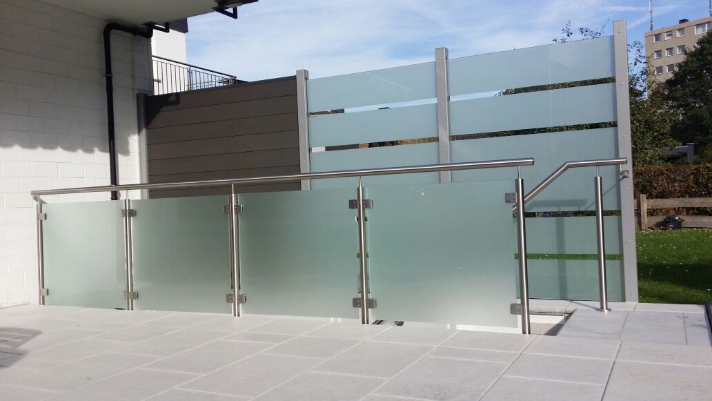 AIKO Edelstahl Metallbau. Das Nützliche mit dem Schönen verbinden! AIKO ist Ihr Ansprechpartner rund um Metallbau, Edelstahl, Glas sowie Holz. Wir realisieren Ihre Ideen und Wünsche